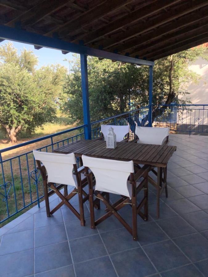 הוילה Kómboi Aggeliki House 4 מראה חיצוני תמונה