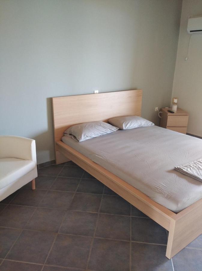 הוילה Kómboi Aggeliki House 4 מראה חיצוני תמונה